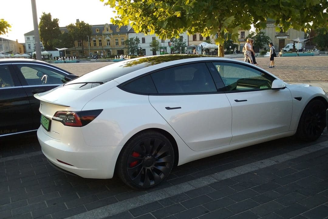 NHTSA opens probe into fatal Tesla Texas crash