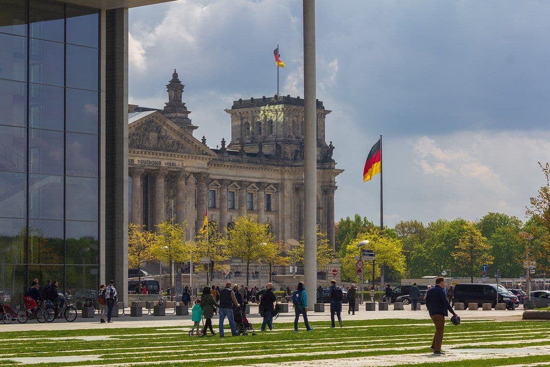 Berlin Police Search for Pride Van Attack Suspect
